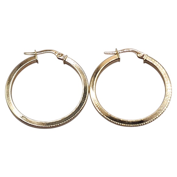 14 Karat Yellow Gold Sqaure Tubing Circle Hoop Earrings #20460 - Picture 1 of 7